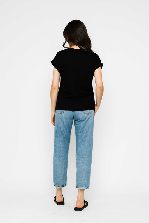 Daisy-Textured Rib Roll Cuff Tee